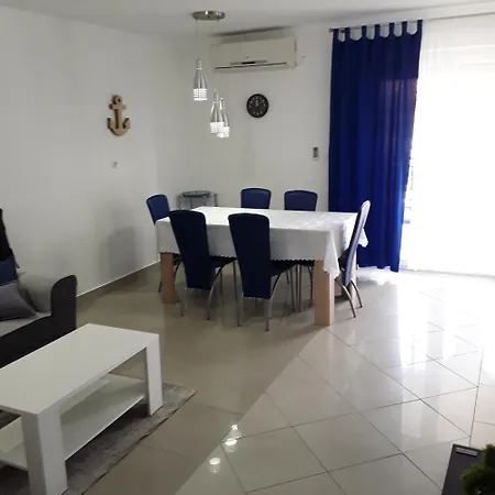 Apartmani Irina Malinska Exterior foto