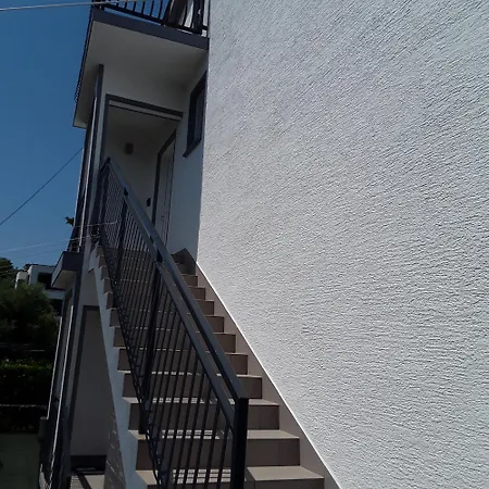Apartmani Irina Malinska Exterior foto