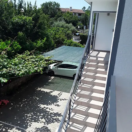 Apartmani Irina Malinska Exterior foto